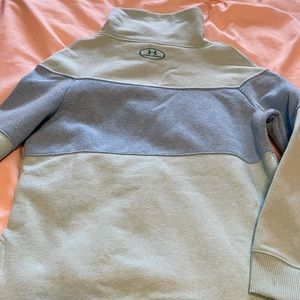 Girls sm 5-6 UnderArmor blue cowl neck sweatshirt